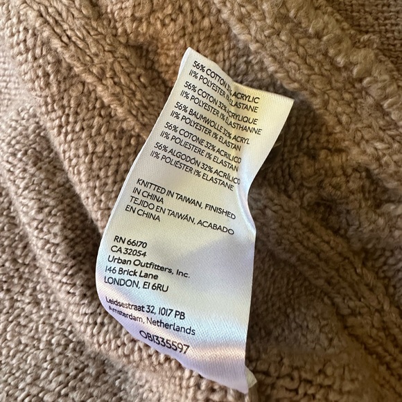 Pilcro Cropped & Collared Cable-Knit Cardigan Sweater - Picture 6 of 10